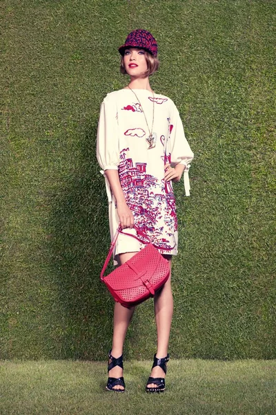 Look 10
